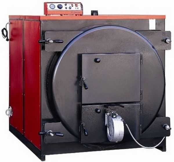 За сравнение: това е котел за отработено масло с надуваема горелка. Технологията е различна, както и дизайнът (повече във видеото почти в края на статията)