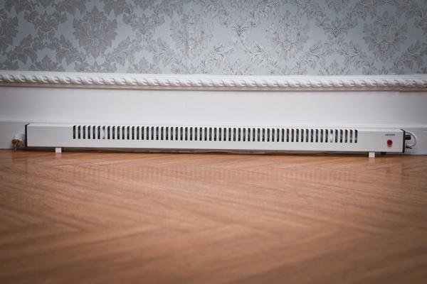 Ако стаята е малка, тогава нагревателят за плот е подходящ за нея.