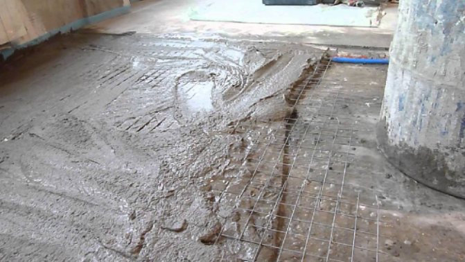 каква дебелина на пяната трябва да бъде върху фундаментната плоча под замазката