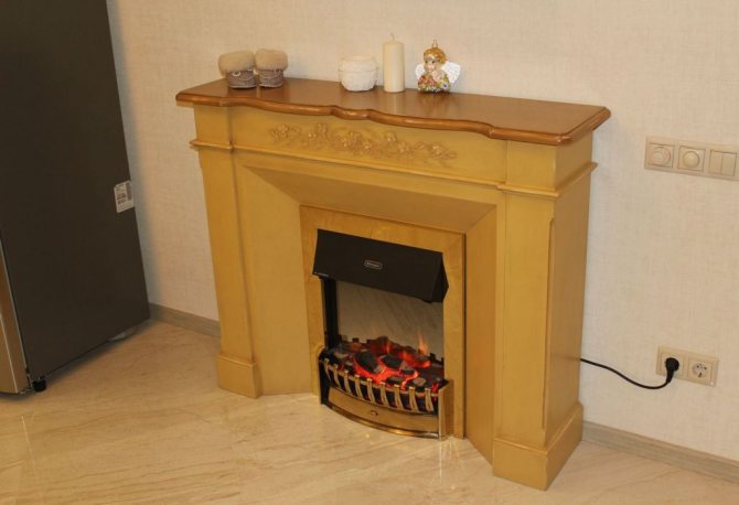 Камината е не само източник на топлина, но и прекрасен декоративен елемент.