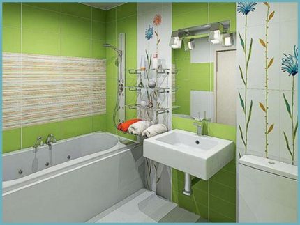 Кутия в интериора на банята