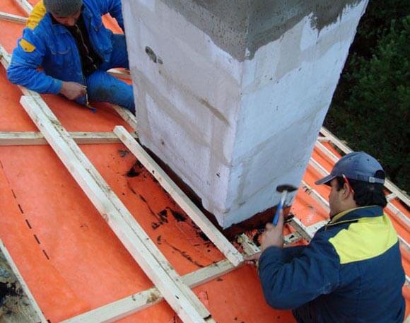 проникване на покрива на комина