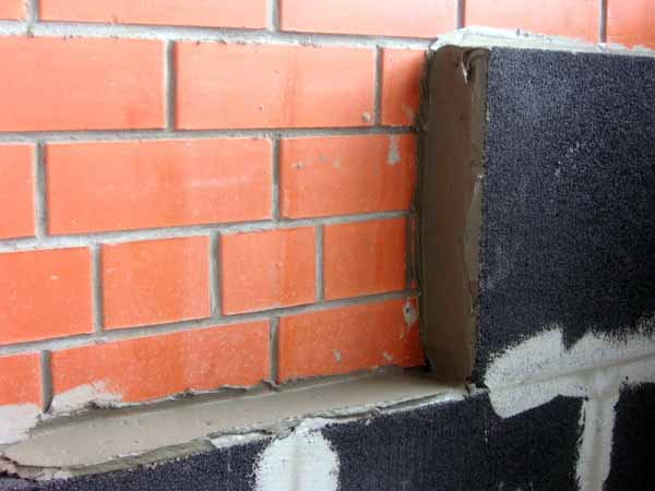 Монтаж на панели от пяно стъкло