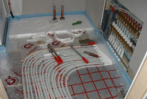 Направи си сам монтаж на видео с топъл воден под