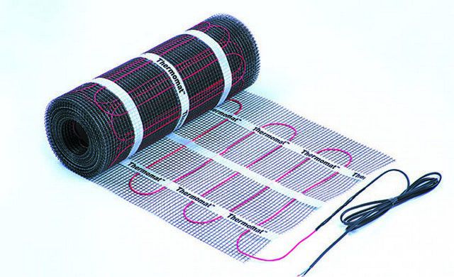 Мрежестите нагревателни рогозки се монтират много лесно