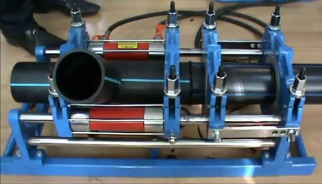 спойка за тръби от HDPE „направи си сам“