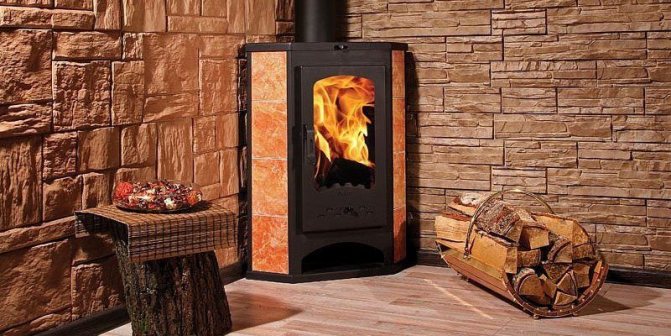 Печка за камина със затворено огнище
