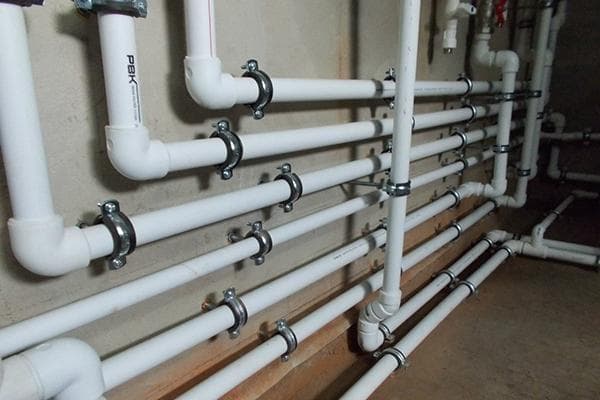 Пластмасови тръби