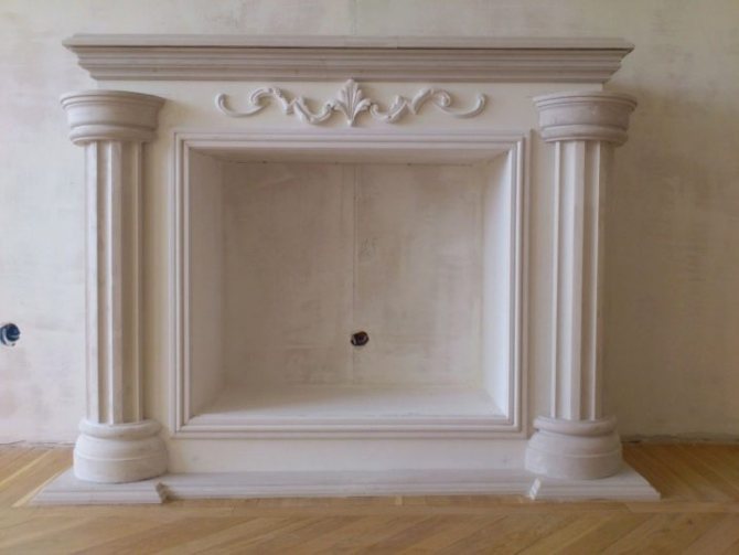 Портал за камина