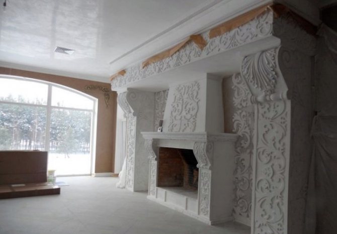 Портал за камина