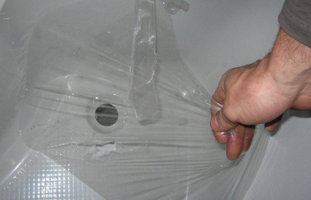 Сглобяване на душ кабината