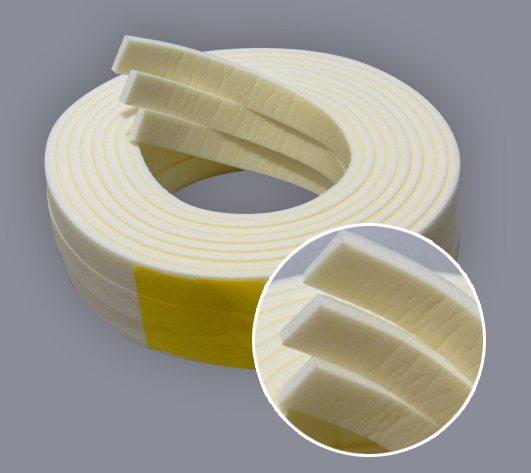 Скоч лента за поставяне на прозорци през зимата: правила за избор и инструкции за изолация на прозорци