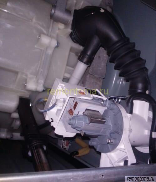 дренажна помпа.