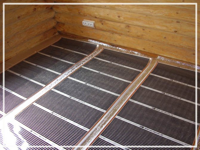 топъл под във ваната под плочките