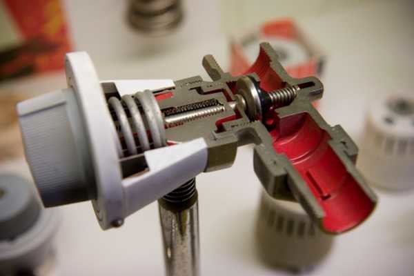 Термична глава за отоплителен радиатор