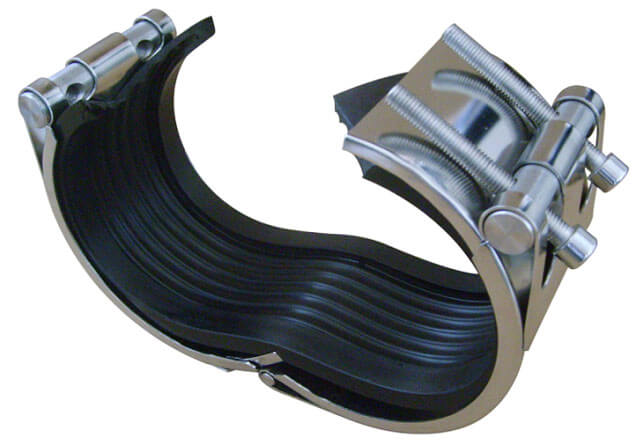 пукнатина в чугунена канализационна тръба