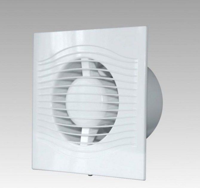 качулка с възвратен клапан