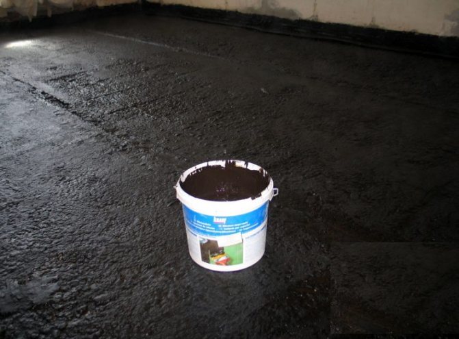 Течен каучук за пароизолация